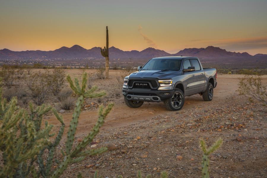  Dodge Ram 1500 Rebel Crew Cab (DT) 2018 года  (фото 9 из 48)